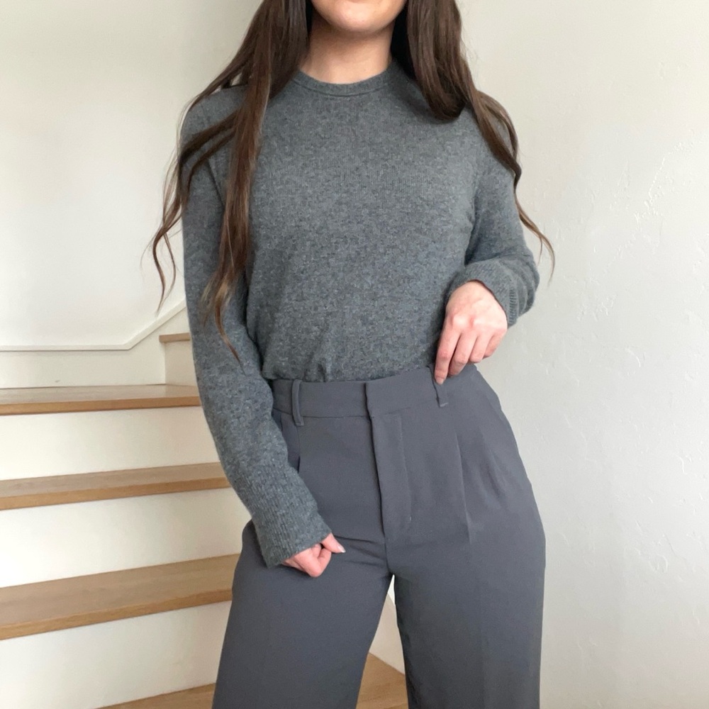 Equipment Sanni 100% Cashmere Grey Crew Neck Anthropologie Sweater Size Small